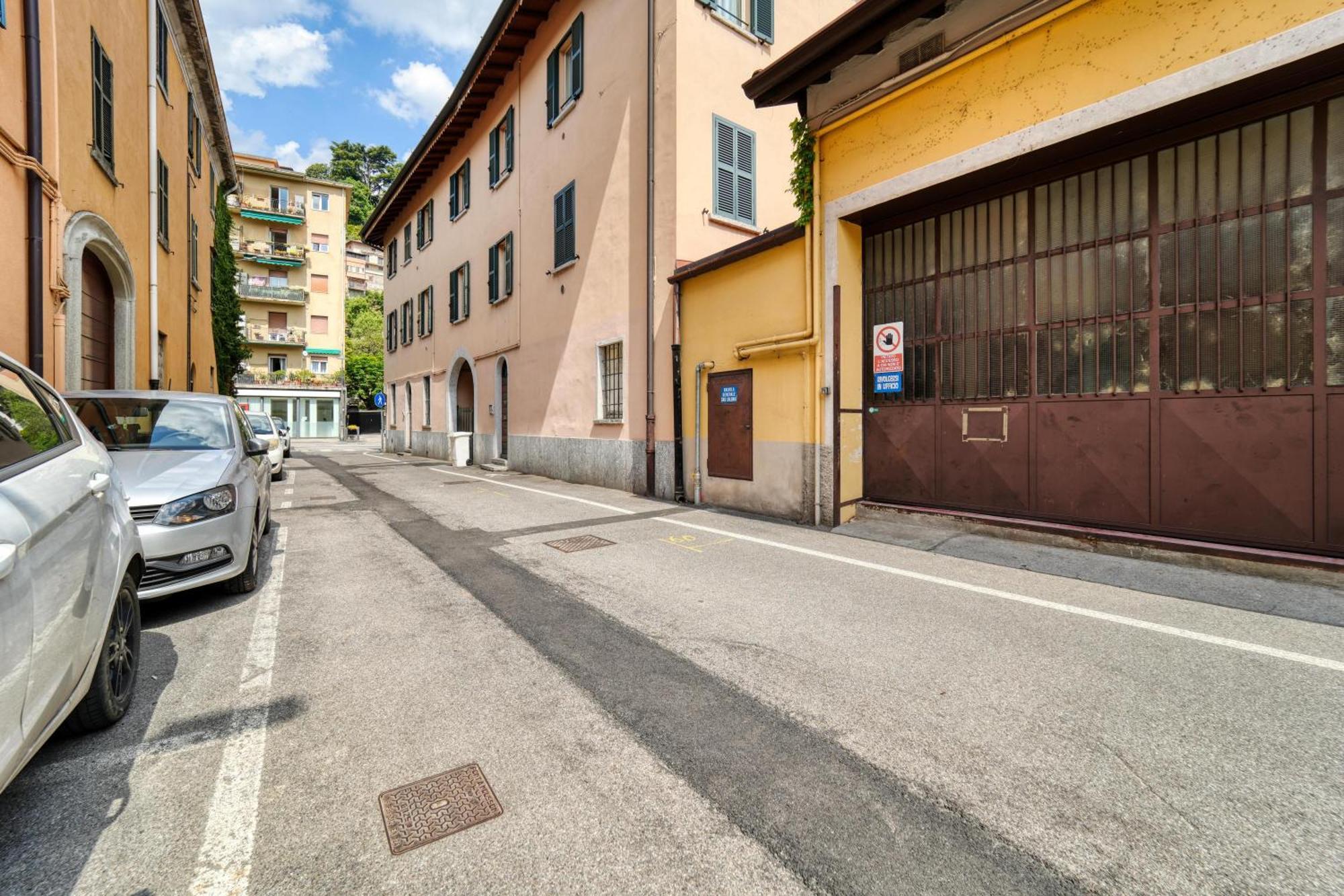 切尔诺比奥Casa Di Milo公寓 外观 照片
